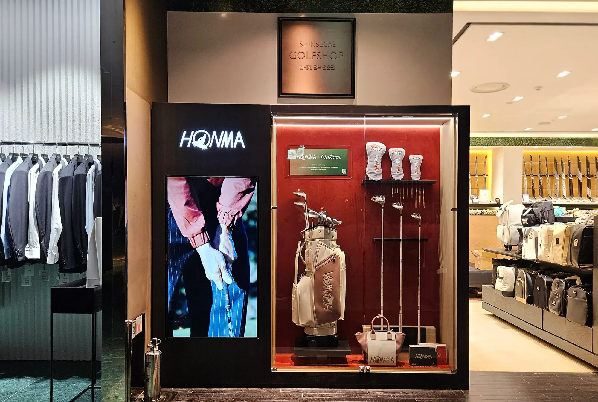 혼마 X 말본 콜라보 프로모션 신세계백화점 쇼케이스 제작 및 연출 — 인테리어 프로젝트 · 킬슨 스튜디오